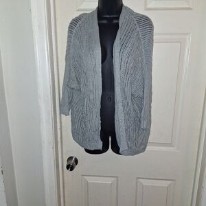 Express thin sweater 3/4 sleeve no buttons or snaps size medium